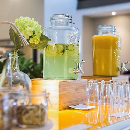 Novotel Centre Halles 4*