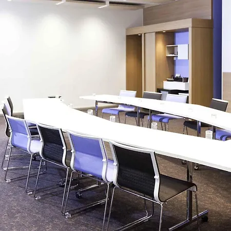 Novotel Centre Halles فندق 4*