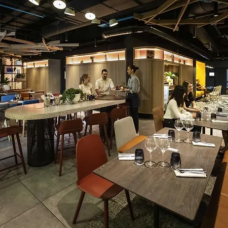 Hotel Novotel Centre Halles 4*