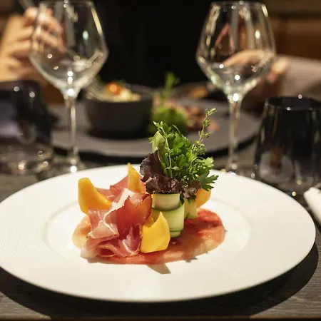 Hotel Novotel Centre Halles 4*