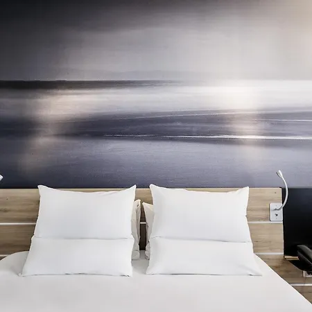 Novotel Centre Halles 4*