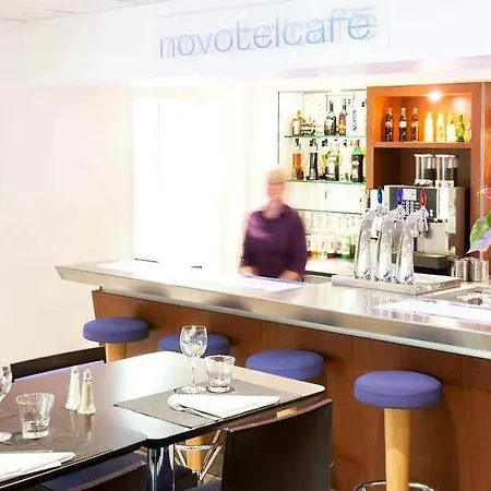 Novotel Centre Halles Hotel 4*