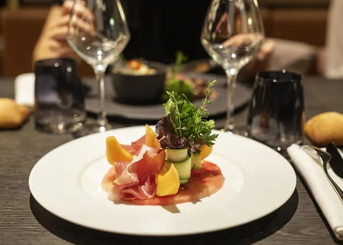 Hotel Novotel Centre Halles 4*