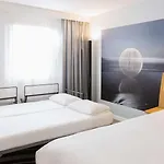 Novotel Centre Halles Отель