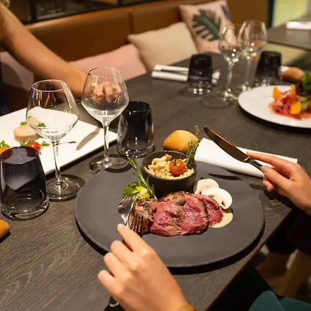 Otel Novotel Centre Halles