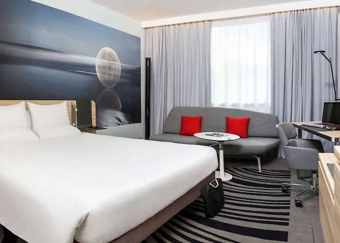 Hotel Novotel Centre Halles 4*