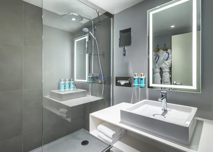 Novotel Centre Halles Hotel