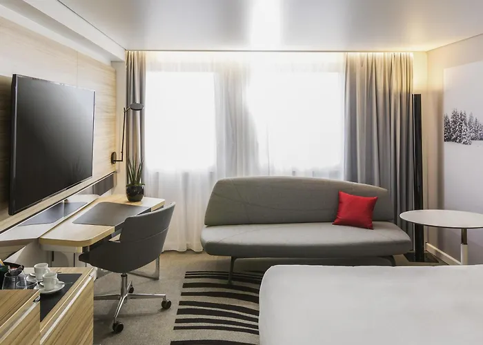 Novotel Centre Halles 4*