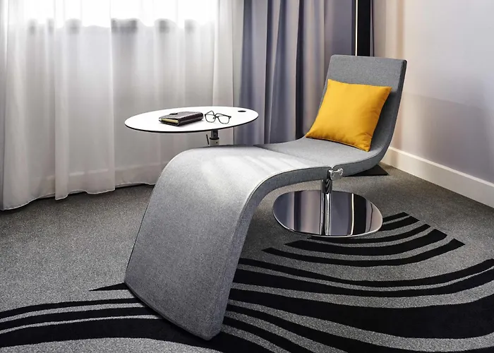 Novotel Centre Halles 4*